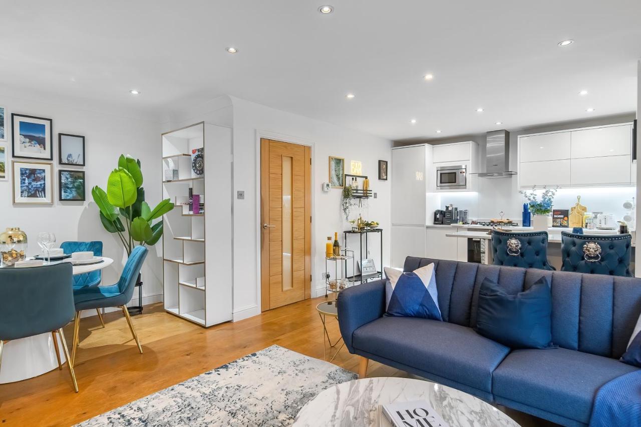 Chic 3 Bed Apartment Near London Bridge With Balcony Buitenkant foto